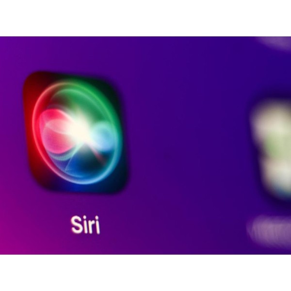 Теперь официально: в основу обновлённой Siri ляжет Gemini