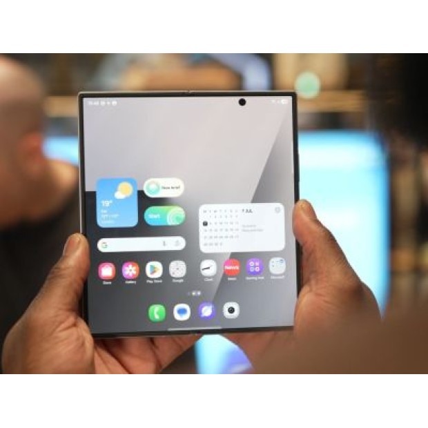 Дизайн Galaxy Z Fold8 Wide и Fold8 подтвердил производитель аксессуаров