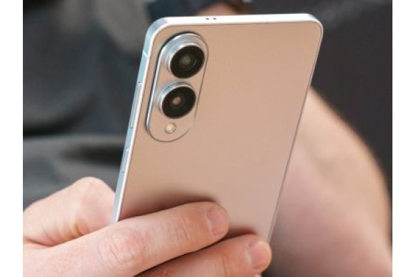 Samsung переглядає стратегію розвитку експериментальних форм-факторів смартфонів