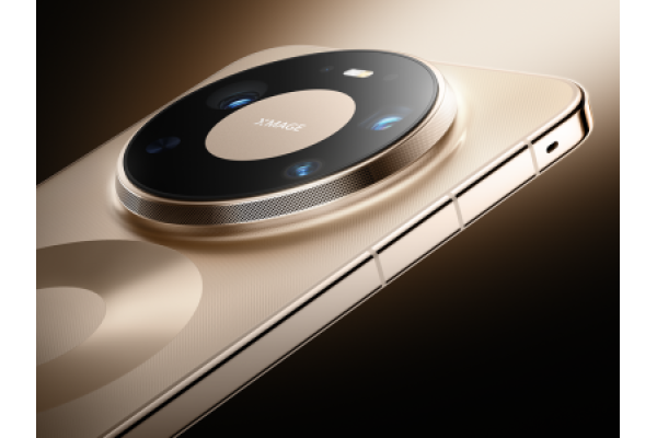 Huawei показала Mate 80 Pro Max Wind Edition зі вбудованим кулером