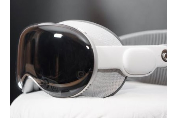 Apple прекращает разработку Vision Pro Apple прекращает разработку Vision Pro