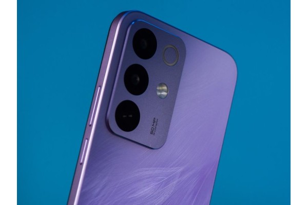 7000 мАч в тонком корпусе: Realme C85 показывает, как изменились «долгоиграющие» смартфоны 7000 мАч в тонком корпусе: Realme C85 показывает, как изменились «долгоиграющие» смартфоны