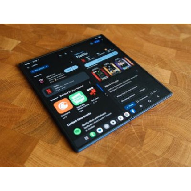 Samsung Galaxy Z Fold8 и Z Fold8 Wide частично рассекречены до анонса