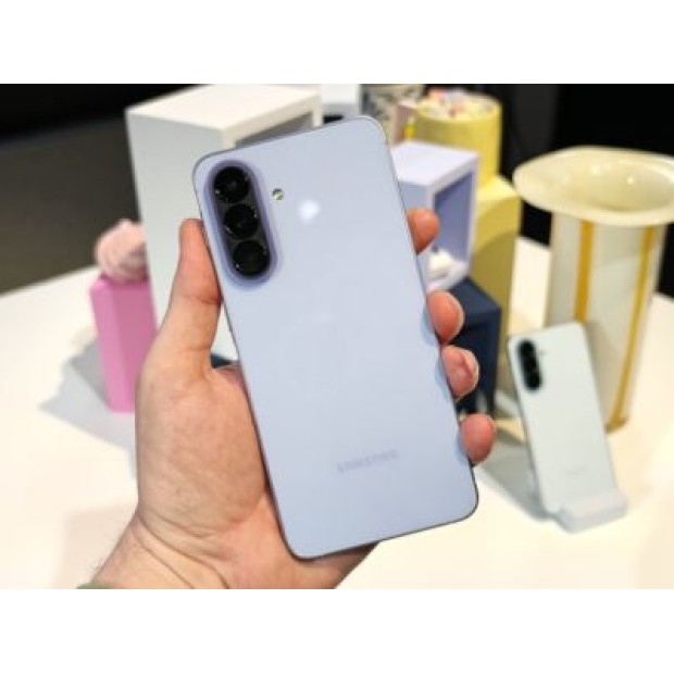 Galaxy A57 виявився дуже простим у ремонті