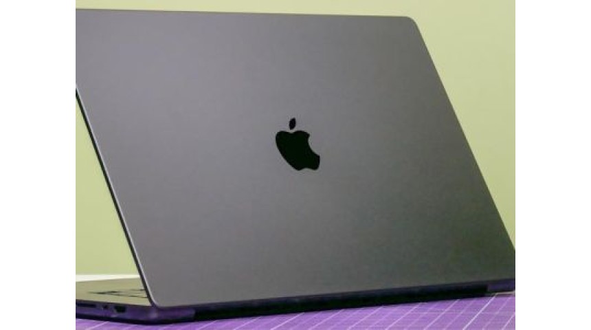 Игровую мощность MacBook Pro с M5 Max сравнили с ноутбуками на Windows