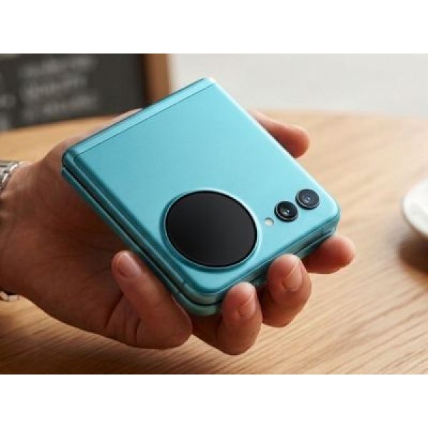 Samsung запатентовала недорогую раскладушку с урезанным внешним экраном