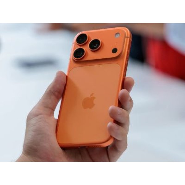 Инсайд: Apple снова может отказаться от алюминиевых корпусов в iPhone Pro