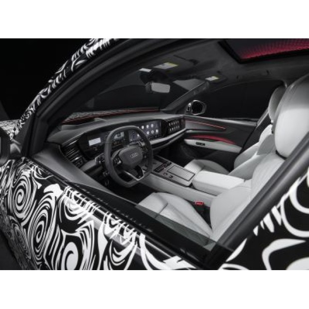 Новый Audi Q9 получит умные двери и 4D-аудиосистему