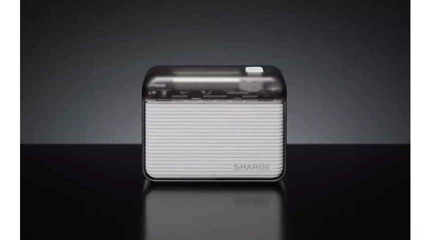 Sharge Mini Flow — компактный пауэрбанк на 10 000 мАч в прозрачном корпусе