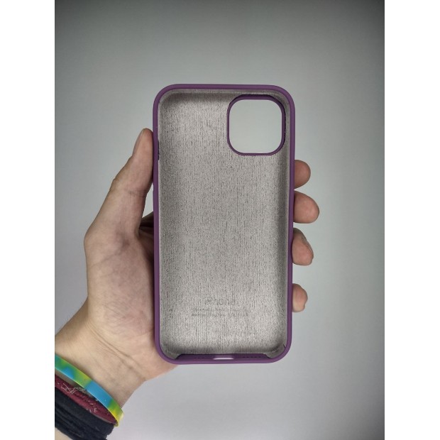 Силіконовий оригінальний чохол круглої форми для Apple iPhone 13 (28) Brinjal Силіконовий оригінальний чохол круглої форми для Apple iPhone 13 (28) Brinjal