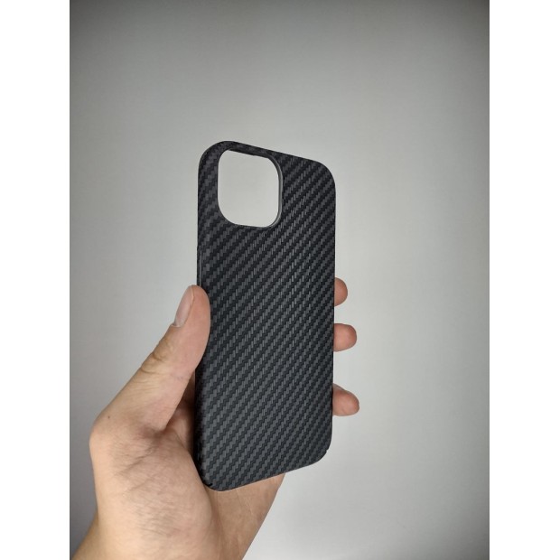 Case Overlay Carbon MagSafe for Apple iPhone 15 (Black)