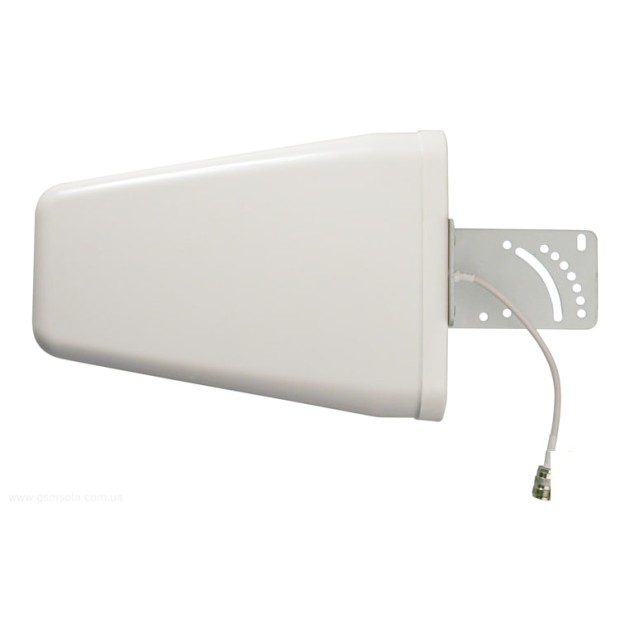 Антенна направленая ANTENITI Multi Band 10 Dbi