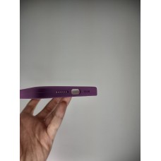 Силіконовий оригінальний чохол круглої форми для Apple iPhone 14 Plus (28) Brinjal.