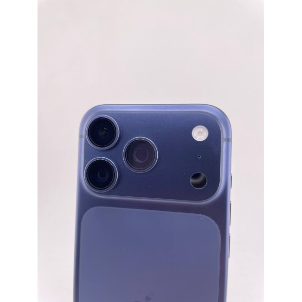 Мобильный телефон Apple iPhone 17 Pro 256Gb (Deep Blue) (Grade A+) 100% Б/У