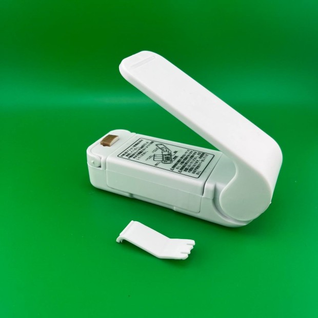 Машина для запечатування теплових пакетів.