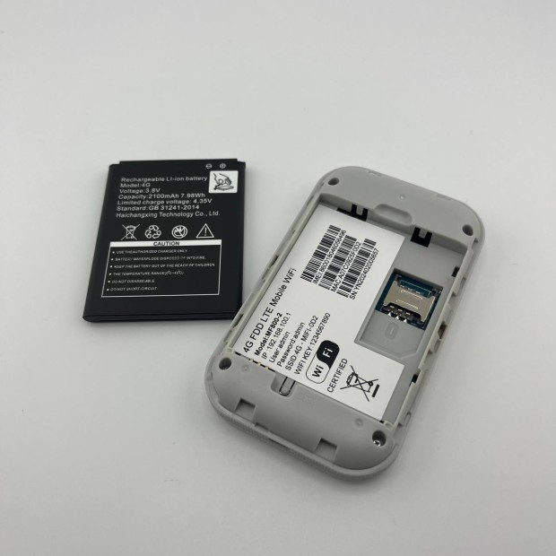 Wi-Fi модем H5577R 4G LTE з акумулятором та маршрутизатором, 150 Мбіт / с, 2100 мАг (білий)