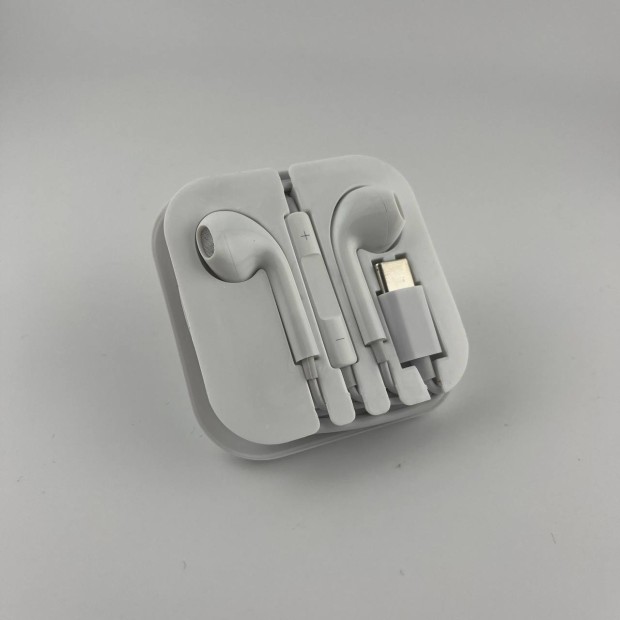 Wired Type-C Earphones with Microphone (White)