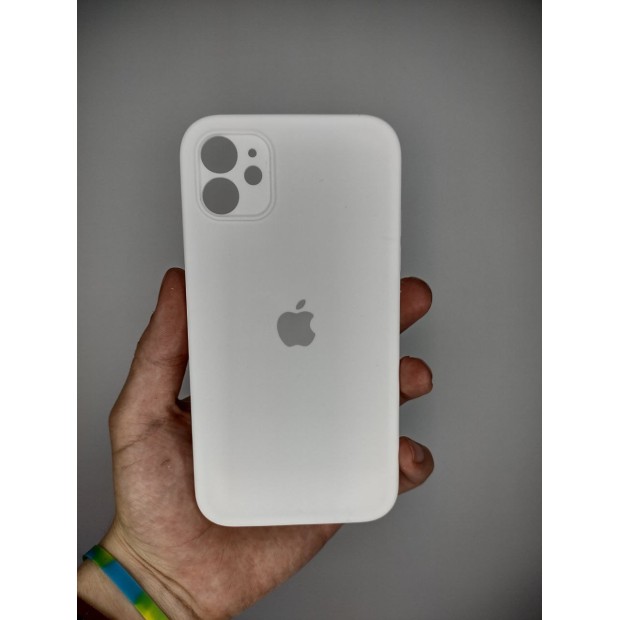 Оригінальний силіконовий чохол Square RoundCam для Apple iPhone 11 (06) білого кольору.