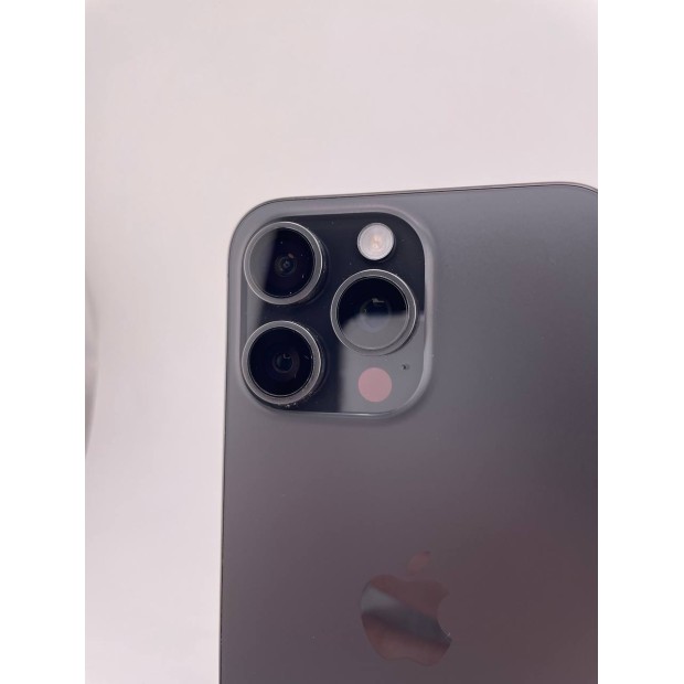 Мобільний телефон Apple iPhone 15 Pro Max 512Gb (Black Titanium) (Grade A+) 89% Б / В