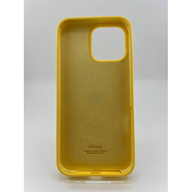 Силіконовий оригінальний круглий чохол для Apple iPhone 16 Pro Max (13) Жовтий