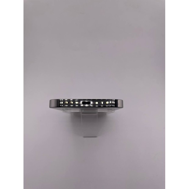 Мобильный телефон Apple iPhone 13 Pro 128Gb (Graphite) (Grade A) 100% Б/У Мобильный телефон Apple iPhone 13 Pro 128Gb (Graphite) (Grade A) 100% Б/У