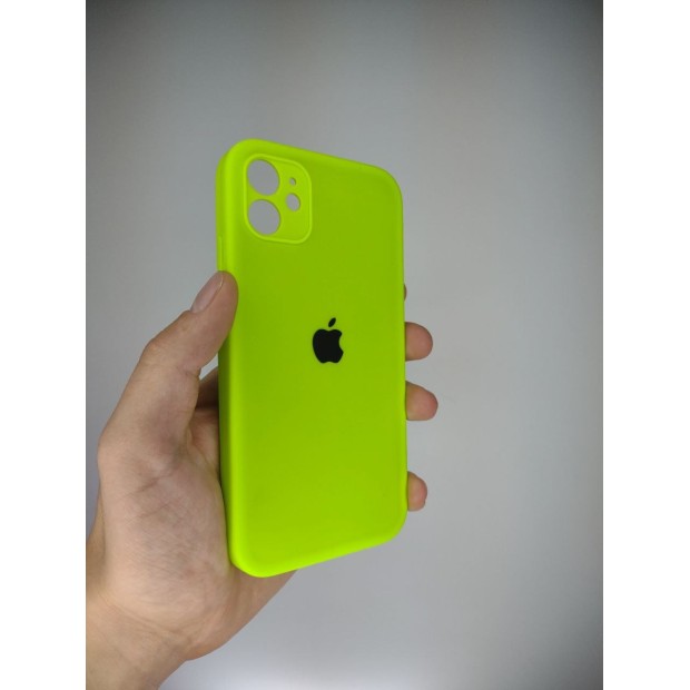 Оригінальний силіконовий чохол Square RoundCam для Apple iPhone 11 (27) Зеленого кольору.