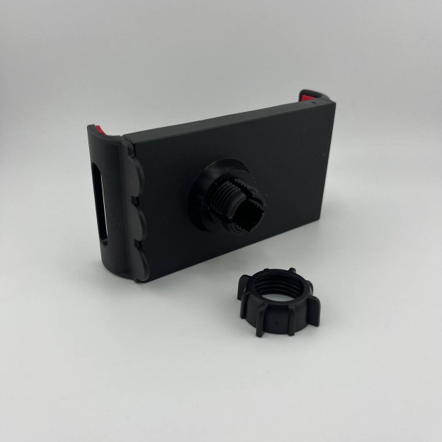 Universal tablet holder for pantograph tripod