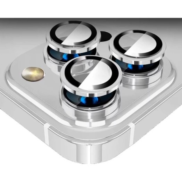 Захисне скло на камеру iLera FocusPro Lens Apple iPhone 15 Pro  /  15 Pro Max (White Titanium)