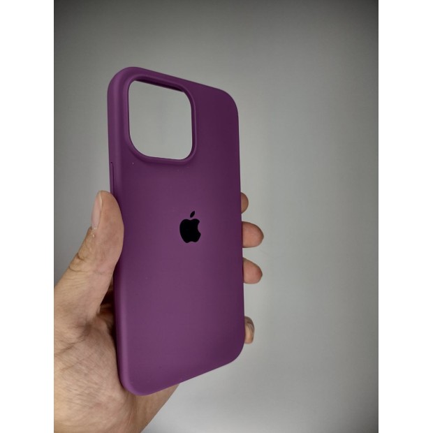 Силіконовий оригінальний чохол круглої форми для Apple iPhone 15 Pro Max (28) Brinjal.