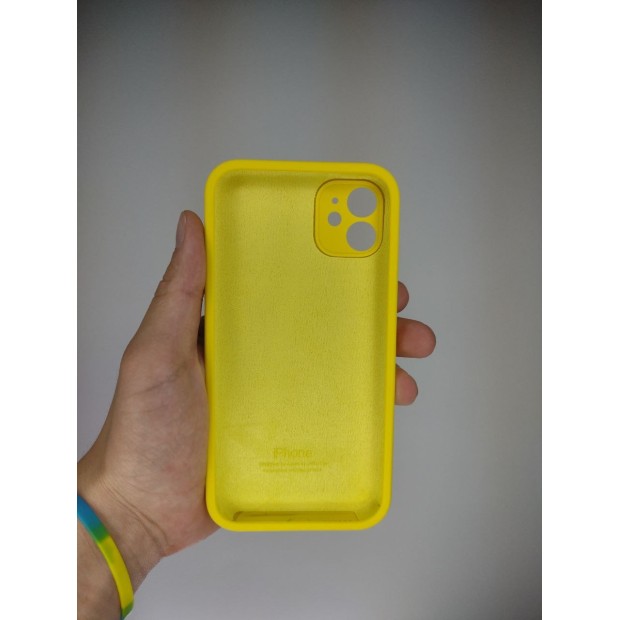 Силіконовий оригінальний квадратний чохол RoundCam для Apple iPhone 11 (13) Жовтий