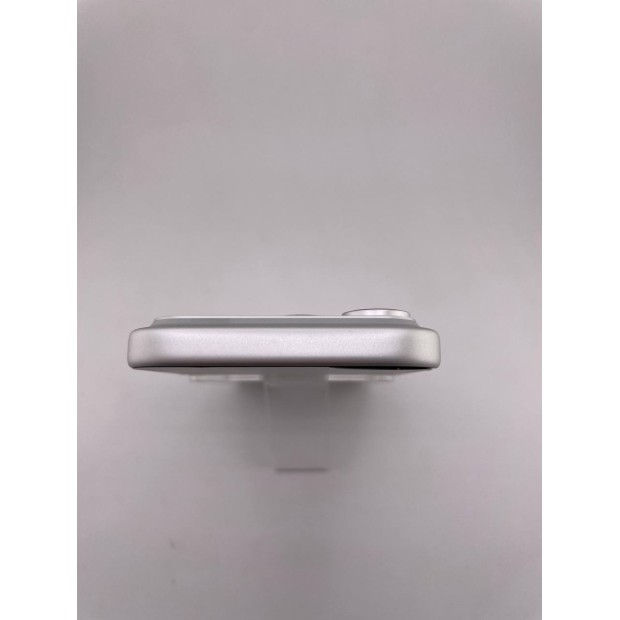 Мобильный телефон Apple iPhone 17 Pro 256Gb (Silver) (Grade A+) (Open Box) Мобильный телефон Apple iPhone 17 Pro 256Gb (Silver) (Grade A+) (Open Box)
