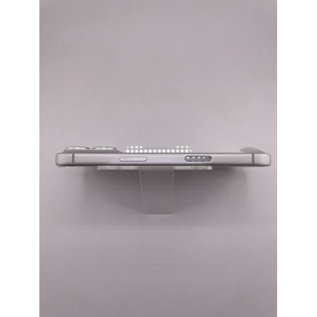 Мобильный телефон Apple iPhone 17 Pro 256Gb (Silver) (Grade A+) (Open Box) Мобильный телефон Apple iPhone 17 Pro 256Gb (Silver) (Grade A+) (Open Box)