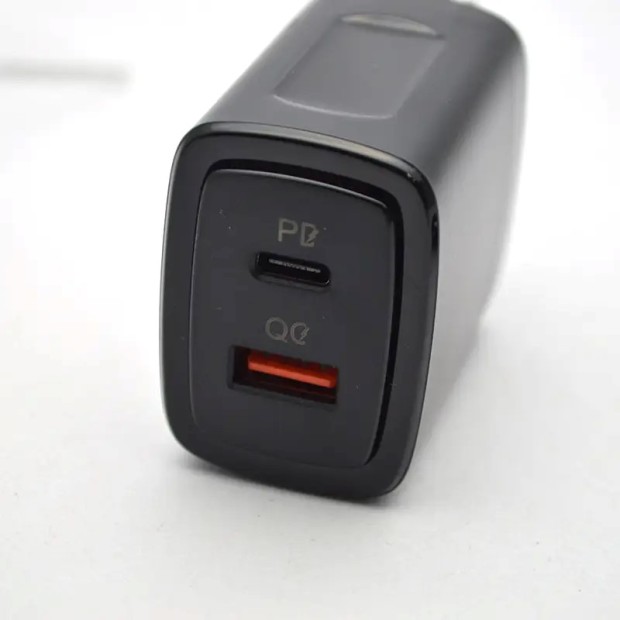 СЗУ-адаптер USB Senteo Z-01 PD / QC3.0 30W (1Type-C / 1USB) (Чёрный)