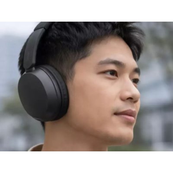 REDMI представила Headphones Neo — полноразмерные наушники с ANC и автономностью до 72 часов