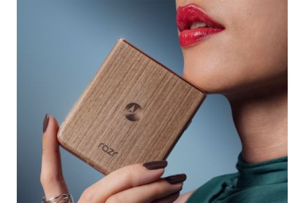 Ключевые характеристики Motorola Razr 70 Ultra подтверждены регулятором