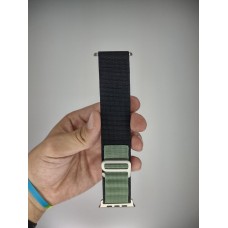 Ремешок Alpine Loop Apple Watch 42 / 44 / 49 (Black / Green)