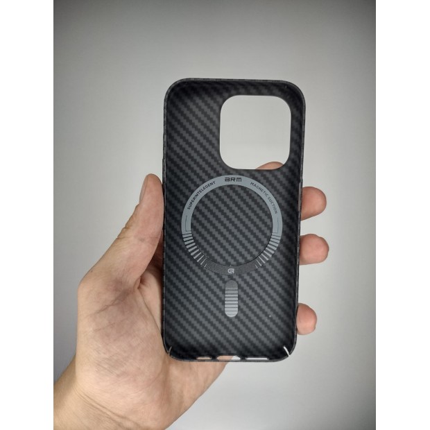 Чехол-накладка Carbon MagSafe для Apple iPhone 15 Pro (Чёрный)