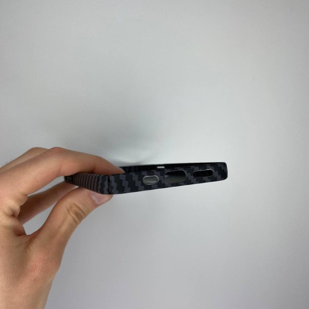 Чехол-накладка Carbon MagSafe для Apple iPhone 12 / 12 Pro (Чёрный)