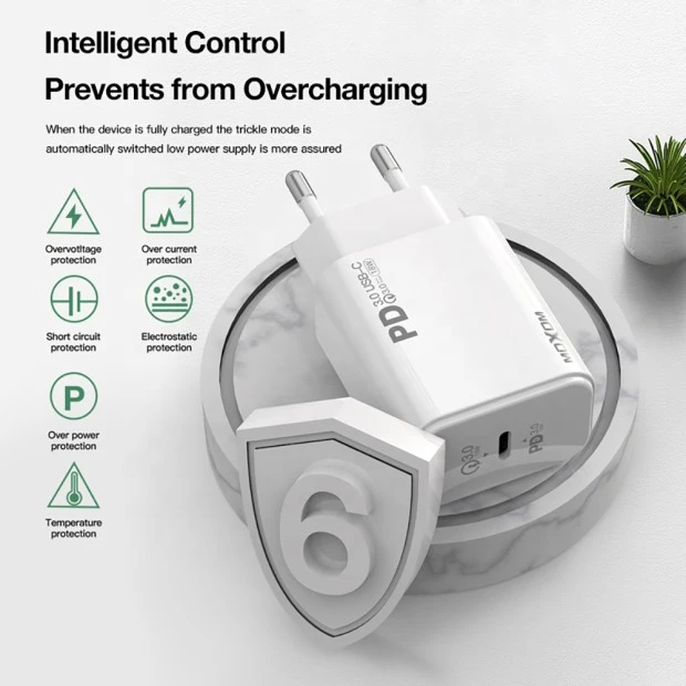 СЗУ-адаптер Moxom HC-25 PD 3.0 QC 3.0 + Type-C-кабель (Белый)