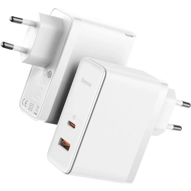 СЗУ-адаптер Baseus GaN5 Pro CCGP100202 140W (2Type-C / 1USB) + кабель Type-C - Type-C (Белый)
